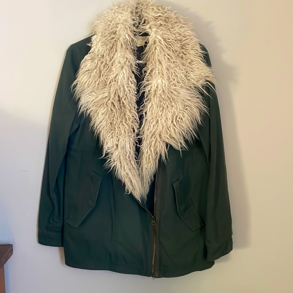 Utility jacket with faux shearling collar